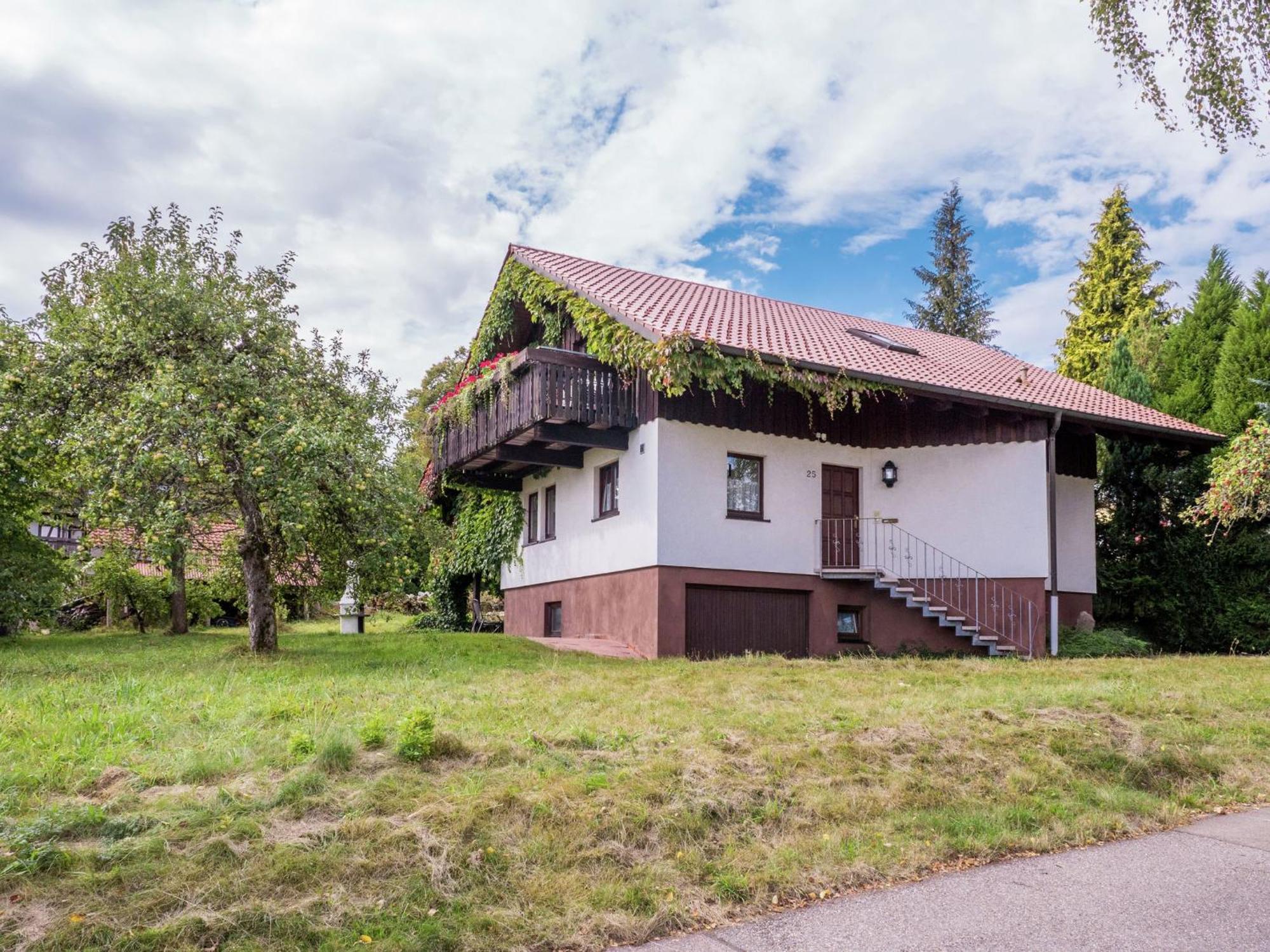 Cozy Holiday Home in Lo burg near Ski Area Loßburg Zewnętrze zdjęcie