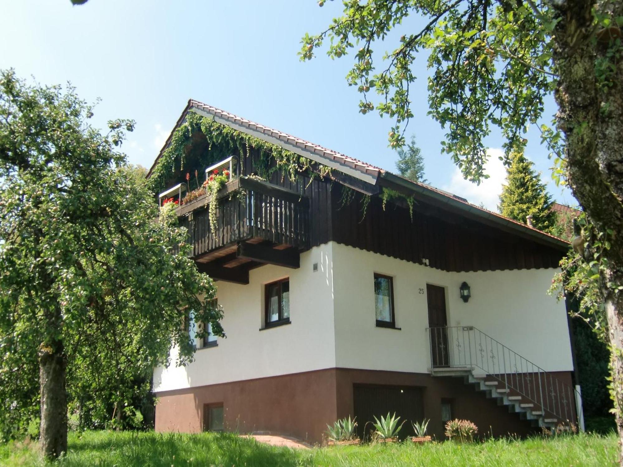 Cozy Holiday Home in Lo burg near Ski Area Loßburg Zewnętrze zdjęcie